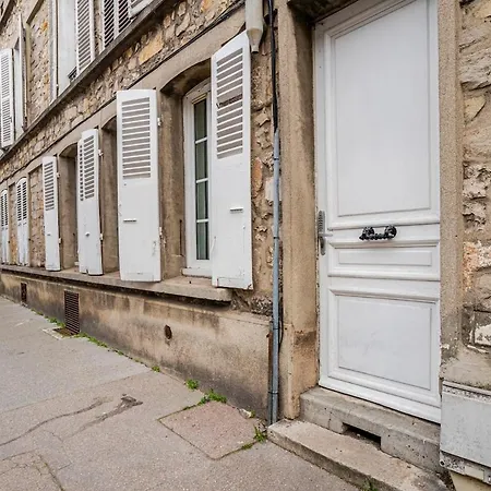 Apartment Au Centre De Fontainebleau